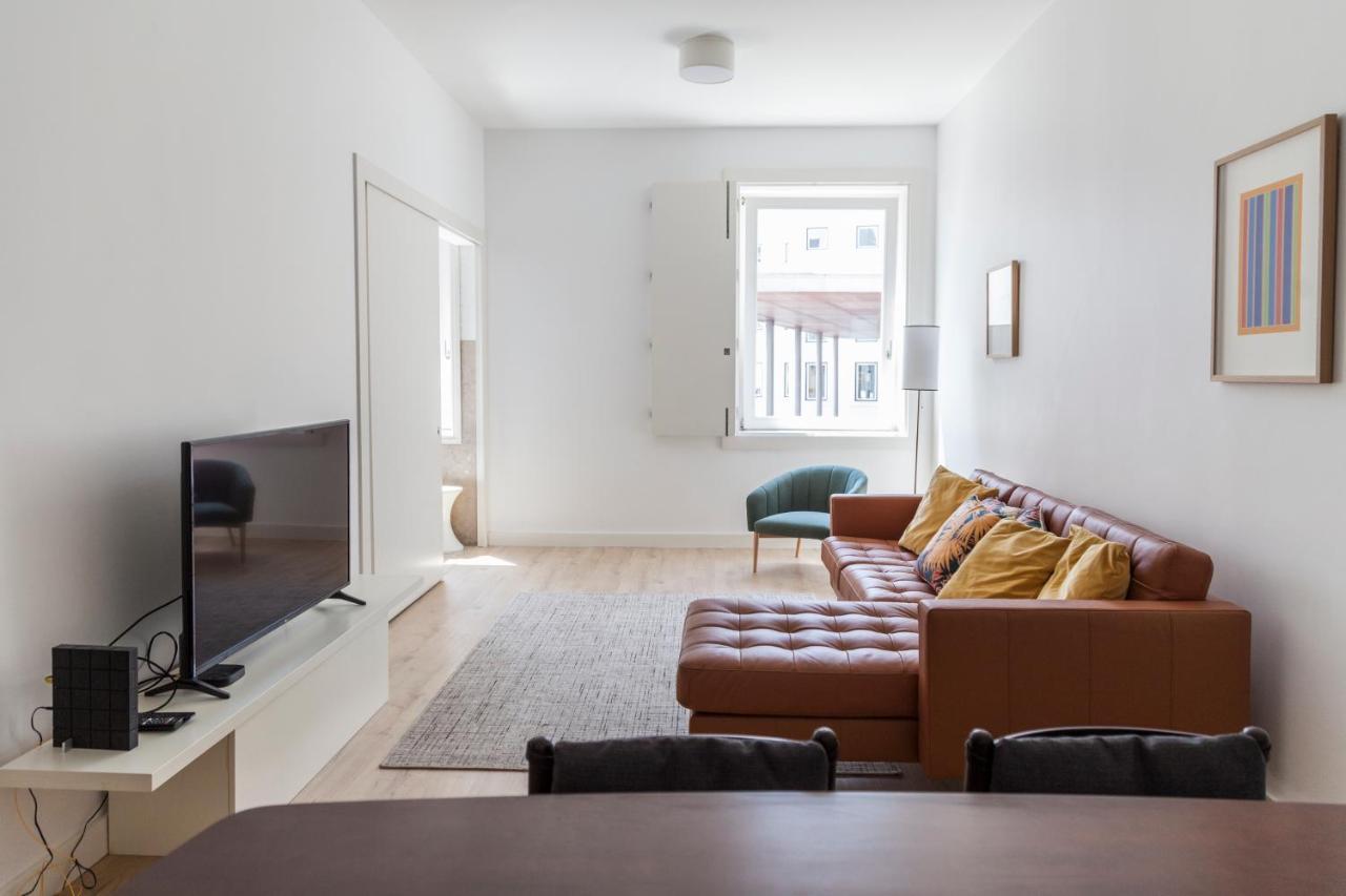 Classy 2Bdr Apartment In Downtown By Lovelystay Lisboa المظهر الخارجي الصورة